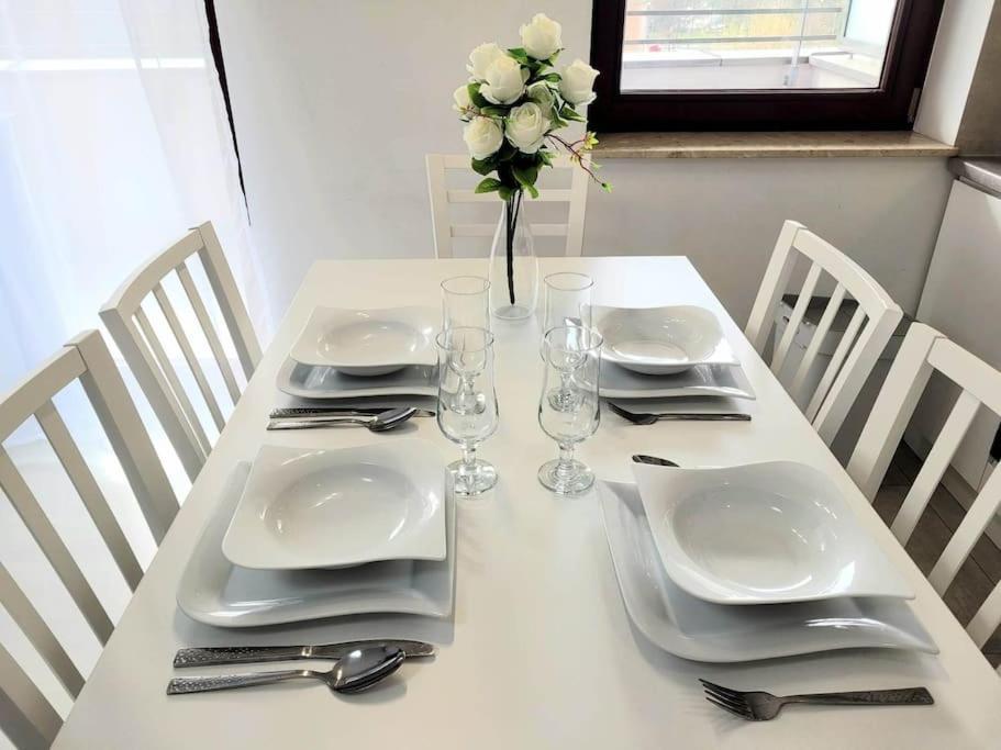 Apartment Sophie 3 Rooms, 2 Bathrooms, 8 Persons Krakow Exterior photo